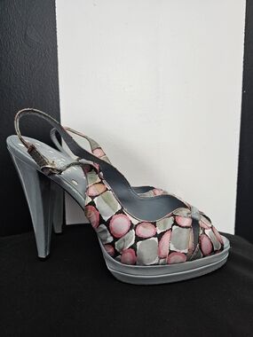 Jennifer Lopez Pink and Gray Polka-Dot Slingback Peep-Toe Heels
